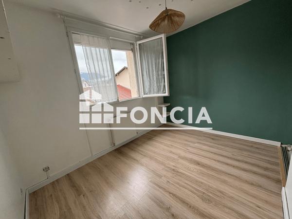 Location Appartement meublé 3 pièces 53.88 m² - Grenoble 38100