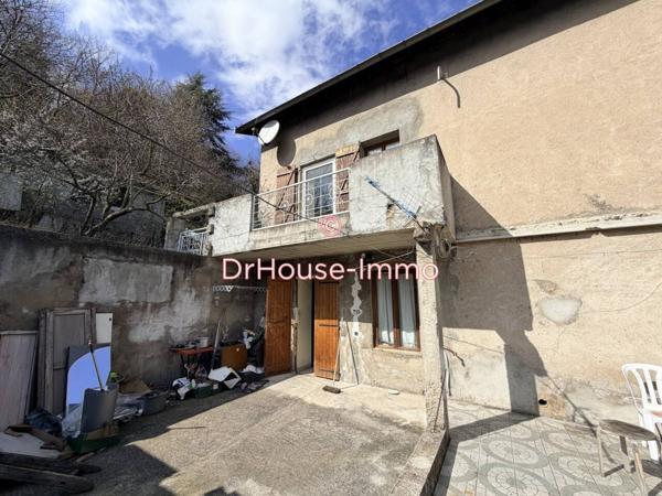 Immeuble à vendre 9 pièces de 261 m²