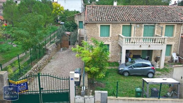 Appartement à louer 3 pièces 110.84m² Plaissan (34230)