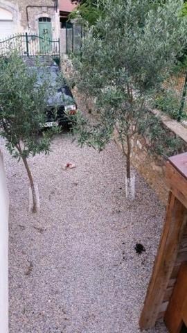 Appartement à louer 3 pièces 110.84m² Plaissan (34230)