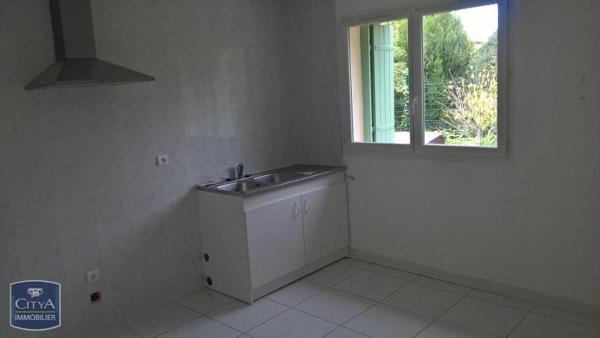 Appartement à louer 3 pièces 110.84m² Plaissan (34230)