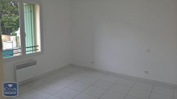 Appartement à louer 3 pièces 110.84m² Plaissan (34230)