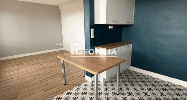 Location Appartement 3 pièces 55.64 m² - Niort 79000
