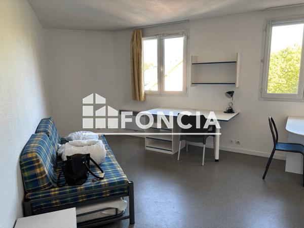 Location Studio meublé 20.27 m² - 11 RUE DU BATONNET Chambery 73000