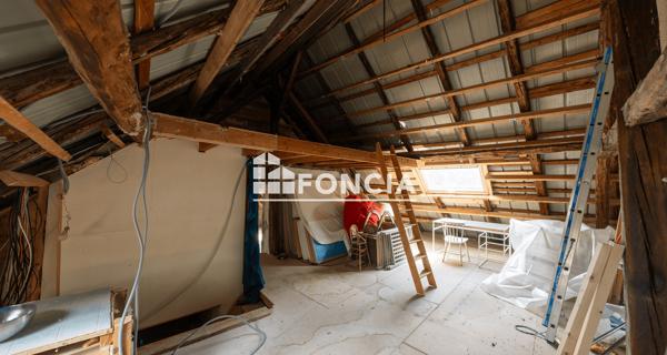 À vendre Maison 8 pièces 126 m² - Saint-martin-de-queyrières 05120