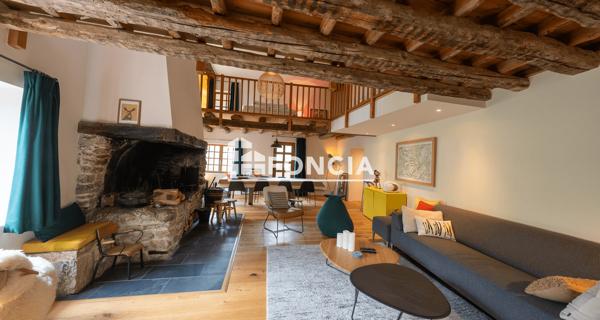 À vendre Maison 8 pièces 126 m² - Saint-martin-de-queyrières 05120