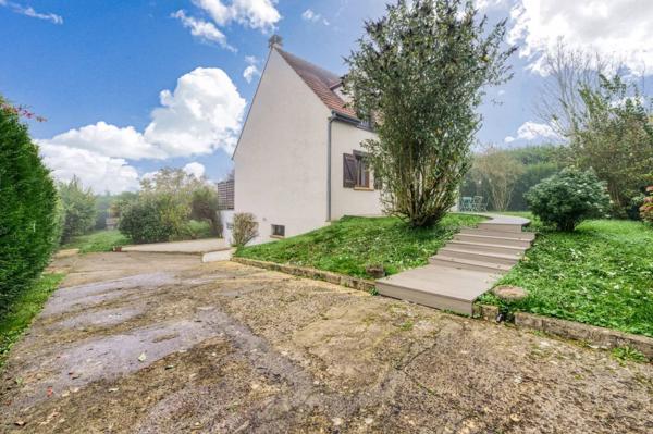 maison 125 m² au calme avec terrasse et jardin,