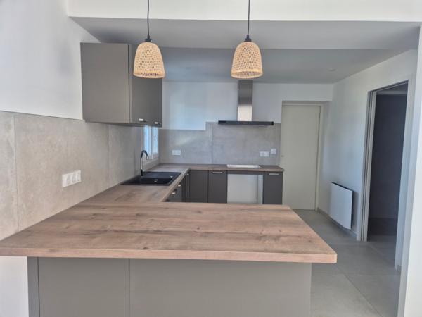 Location A SAISIR - VUE MER Maison 4 chambres La Flotte - 17630 / Réf. : 60402