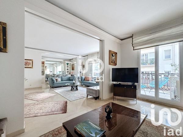 Appartement 6 pièces de 159 m² à Levallois-Perret (92300)