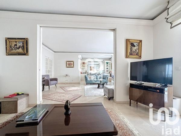 Appartement 6 pièces de 159 m² à Levallois-Perret (92300)
