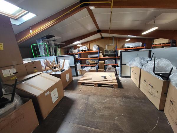 Local D’activité 600m² – Ecouflant