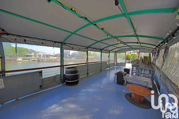 Péniche 3 pièces de 170 m² à Paris (75019)