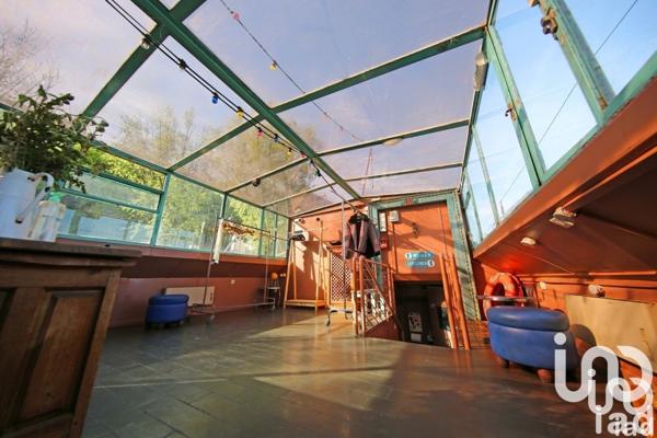 Péniche 3 pièces de 170 m² à Paris (75019)