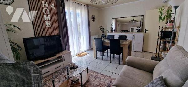 Maison à vendre à SAINT JEAN DE THOUARS (79100) 

Pavillon sur sous-sol total d'une surface h...