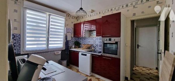 Maison à vendre à SAINT JEAN DE THOUARS (79100) 

Pavillon sur sous-sol total d'une surface h...