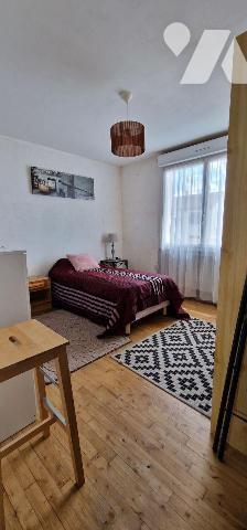 Maison à vendre à SAINT JEAN DE THOUARS (79100) 

Pavillon sur sous-sol total d'une surface h...