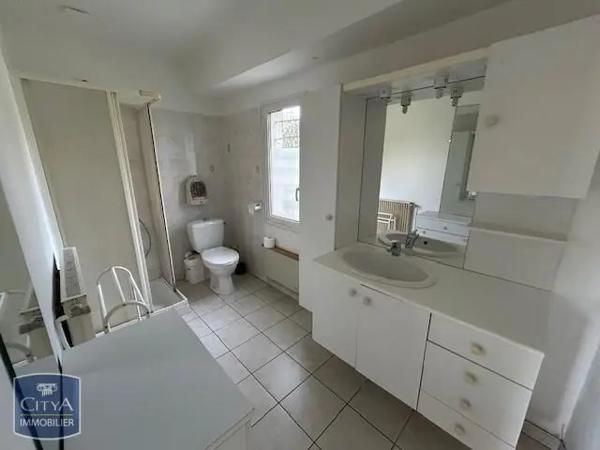 Maison à louer 4 pièces 143.97m²