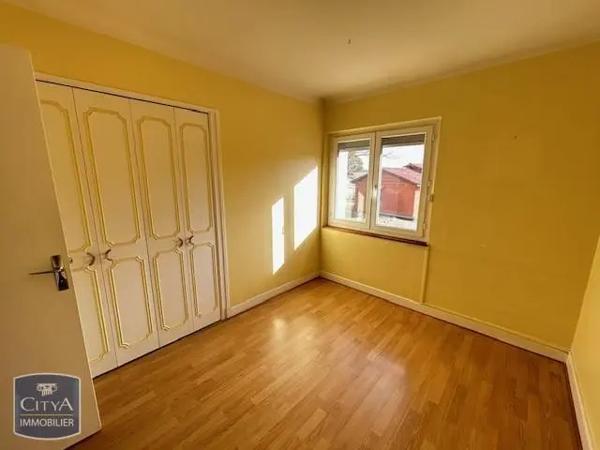 Maison à louer 4 pièces 143.97m²