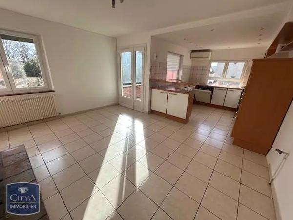 Maison à louer 4 pièces 143.97m²