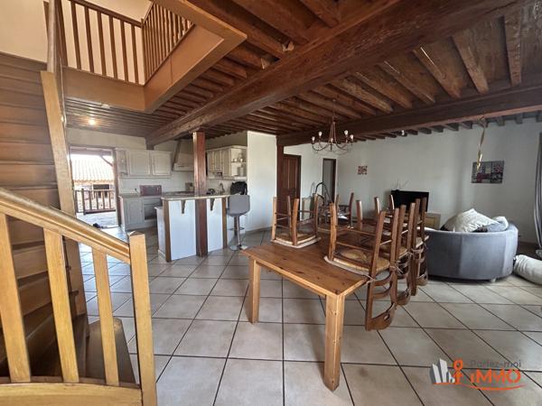 Duplex à vendre, 7 pièces - Mornant 69440