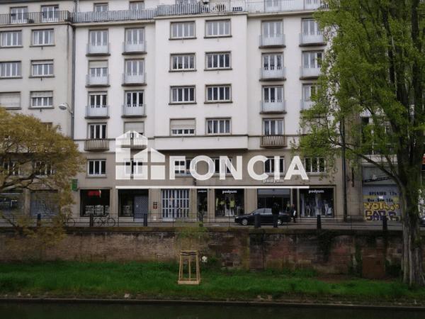 Location Appartement 4 pièces 124.95 m² - 6 QUAI DE PARIS Strasbourg 67000