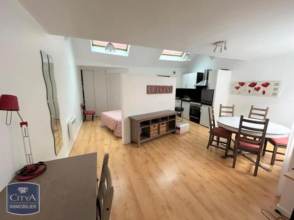 Appartement à louer 1 pièce 47.31m²