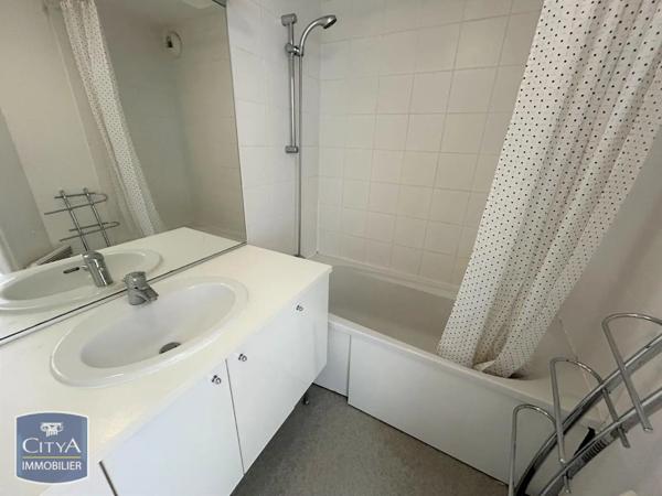 Appartement à louer 1 pièce 47.31m²