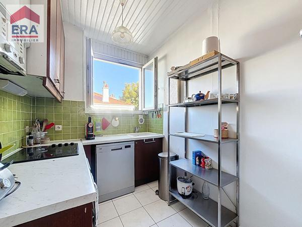 A VENDRE -  APPARTEMENT 5/6 PIECES 116m² - 300m DE PARIS