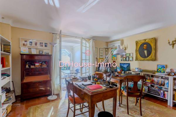 Maison à vendre 10 pièces de 300 m²