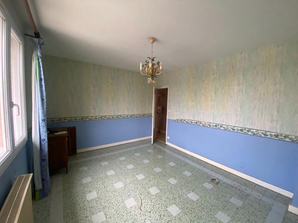 Maison 127m² - Style Années 60 avec Jardin - Proche Centre-Ville et Commodités