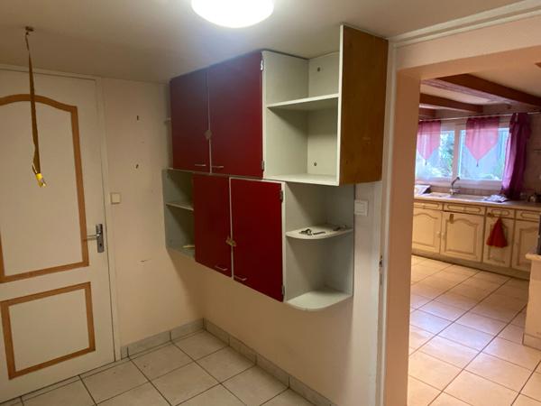 Maison 127m² - Style Années 60 avec Jardin - Proche Centre-Ville et Commodités