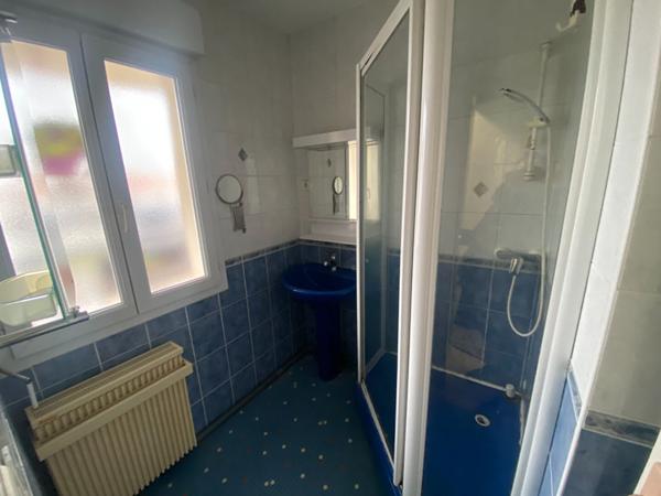 Maison 127m² - Style Années 60 avec Jardin - Proche Centre-Ville et Commodités