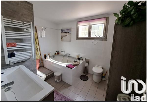 Maison à vendre 4 pièces 145 m² Montescot