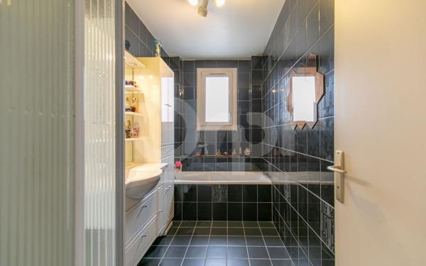 Appartement à vendre    4 pièces • 84,39 m2 Thiais