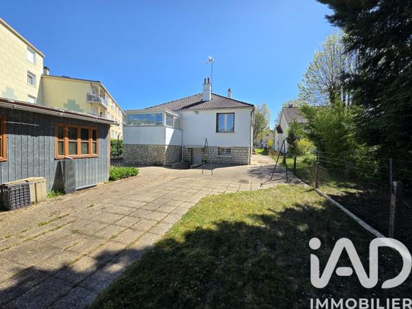 Maison à vendre 5 pièces 81 m² Villeneuve-sur-Yonne