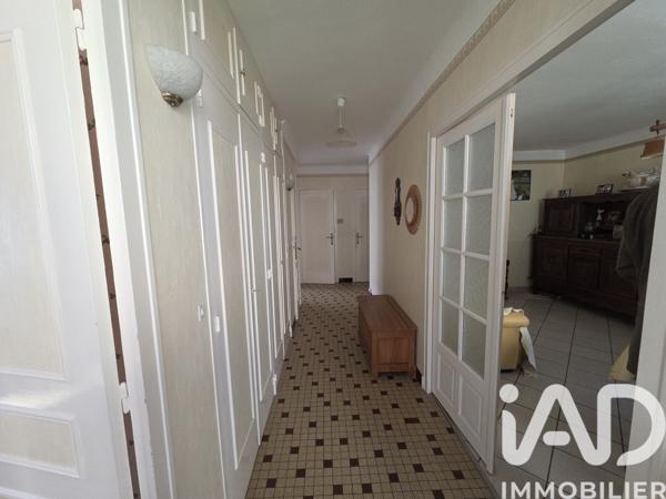 Maison à vendre 5 pièces 81 m² Villeneuve-sur-Yonne