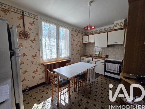 Maison à vendre 5 pièces 81 m² Villeneuve-sur-Yonne