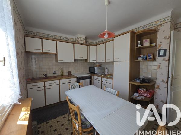 Maison à vendre 5 pièces 81 m² Villeneuve-sur-Yonne