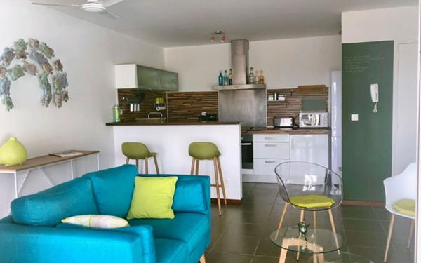 Maison à vendre    4 pièces • 109 m2 Fort-de-France