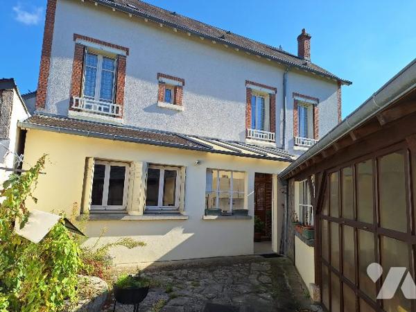 Belle maison de 115m² avec 1500m² de Terrain, La Chapelle dAngillon