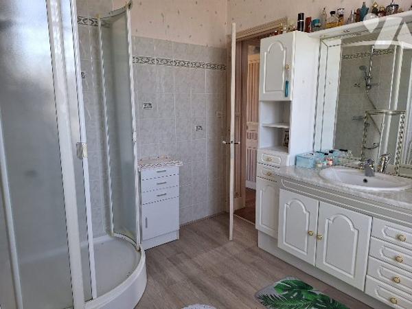 Belle maison de 115m² avec 1500m² de Terrain, La Chapelle dAngillon