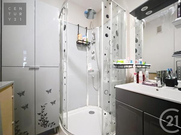 Appartement F3 à vendre  3 pièces - 56 m2 TROYES - 10