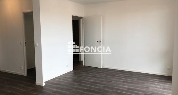 Location Appartement 2 pièces 52.94 m² - Pierrelaye 95480