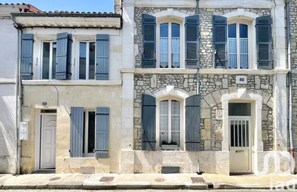 Maison à vendre 7 pièces 125 m² Saint-Jean-d'Angély