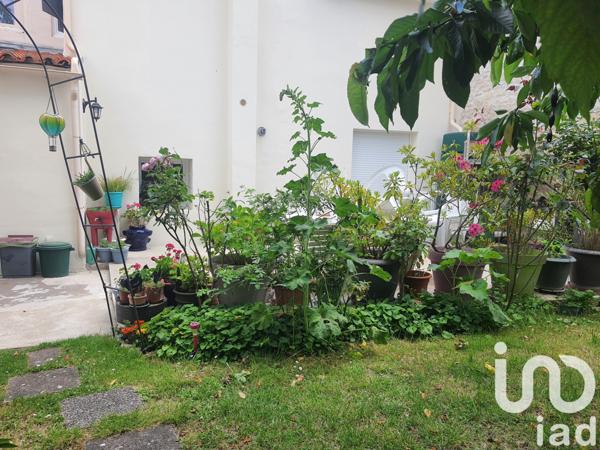 Maison à vendre 7 pièces 125 m² Saint-Jean-d'Angély