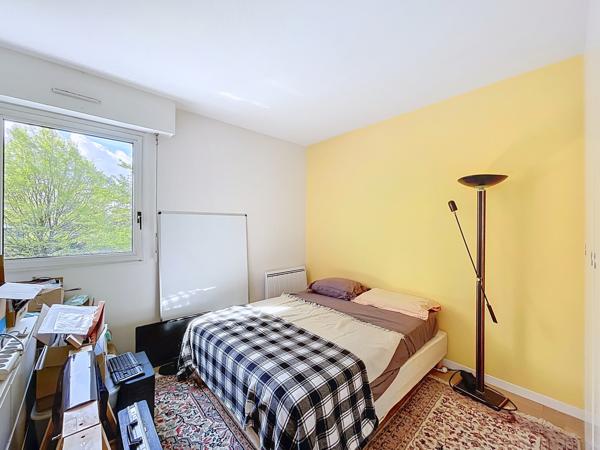 Appartement
         2 pièces
        - 54 m² Exclusivité 263 000 € *