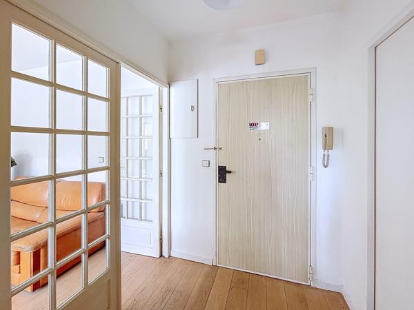 Appartement
         2 pièces
        - 54 m² Exclusivité 263 000 € *