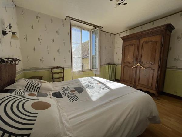 Achat - Maison Courgains 72260 7 pièces 146 m 2 2050 m 2