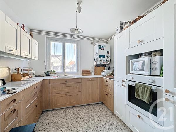 Maison à vendre  5 pièces - 74,31 m2 RIOM - 63