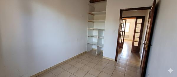 Maison T3 AVEC GARAGE NEVIAN